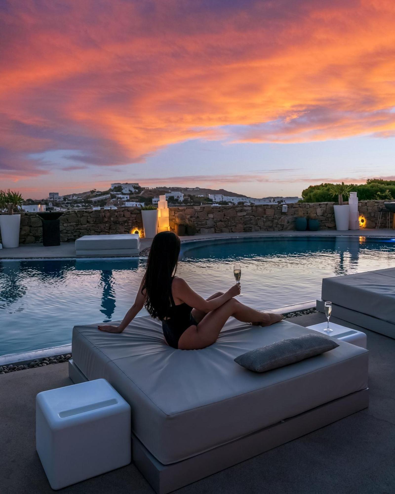 โรงแรมออสตราโก สวีท Mykonos Town ภายนอก รูปภาพ
